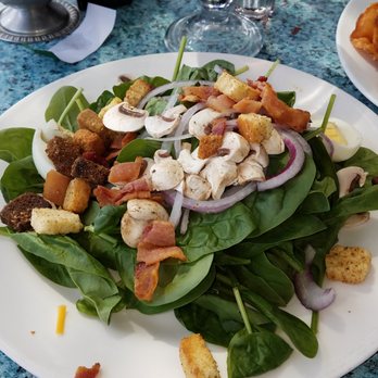 The Breezy - Spinach salad - American Near Me - Greenwood Lake, New York