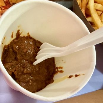 Carney's Restaurant - A side of chili for dipping the fries. - Burgers Near Me - Los Angeles, California