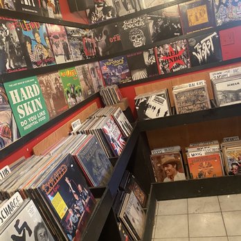 Sonik Musique - Music & DVDs Near Me - Montreal, Quebec Sonik Musique - Music & DVDs Near Me - Montreal, Quebec