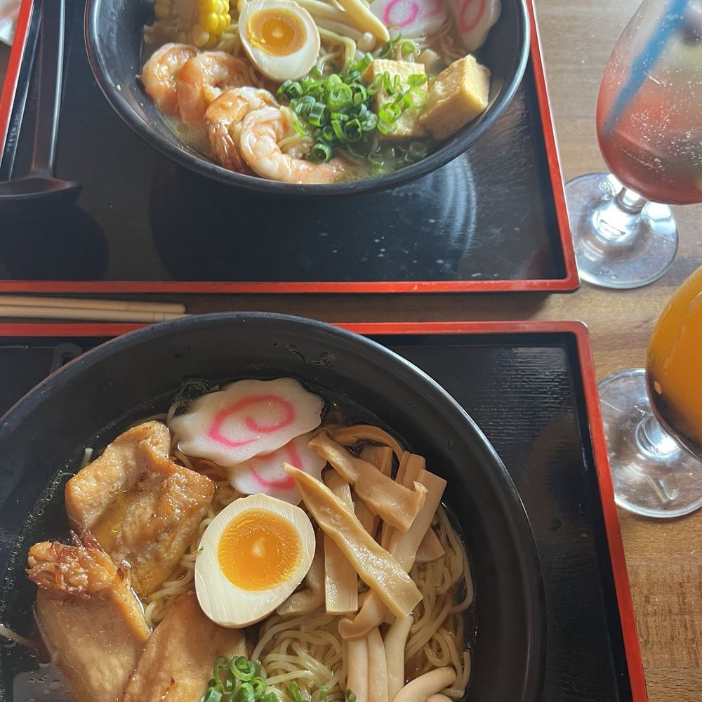 Chiwa Bistro - Chicken Shoyu Ramen Bubble Fruit Tea Seafood Ramen - Sushi Bars Near Me - Newark, Delaware