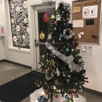 Na-Mu Lofts Apartment - Sonya is awesome and decorated the lobby for the holidays :) - Apartments Near Me - Seattle, Washington Na-Mu Lofts Apartment - Sonya is awesome and decorated the lobby for the holidays :) - Apartments Near Me - Seattle, Washington