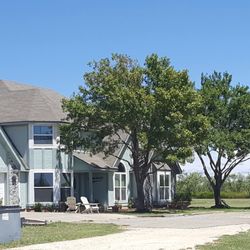 A Cutt Above Tree Service