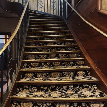 Brewhouse Inn & Suites - Staircase - Hotels Near Me - Milwaukee, Wisconsin Brewhouse Inn & Suites - Staircase - Hotels Near Me - Milwaukee, Wisconsin