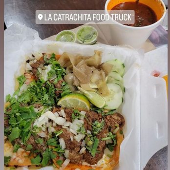 La Catrachita - Birria tacos - Mexican Near Me - Philadelphia, Pennsylvania La Catrachita - Birria tacos - Mexican Near Me - Philadelphia, Pennsylvania