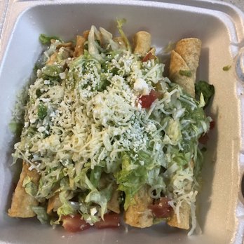 Master Taco - 5 beef taquitos with lettuce, tomatoes, cheese, and guacamole. (There is chicken ones if preferred) - Mexican Near Me - Surprise, Arizona Master Taco - 5 beef taquitos with lettuce, tomatoes, cheese, and guacamole. (There is chicken ones if preferred) - Mexican Near Me - Surprise, Arizona