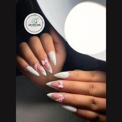 Lee Spa Nails - Nail salon in Lakeland, Florida