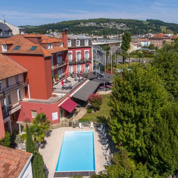 Le Parc - Terrasse et Piscine Restaurant Le Parc - Brasseries Near Me - Lourdes, 65