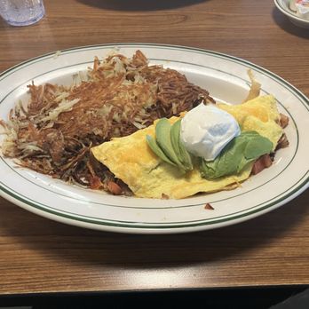 Lumberjacks Restaurant - California omelette; The staff was nice, can't complain about the food either - New American Near Me - Susanville, California