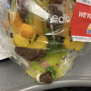 Edible Arrangements - Fallen fruit that the manager said wasn't in her picture and delivered at the end of the business day - Gift Shops Near Me - Orange, California Edible Arrangements - Fallen fruit that the manager said wasn't in her picture and delivered at the end of the business day - Gift Shops Near Me - Orange, California