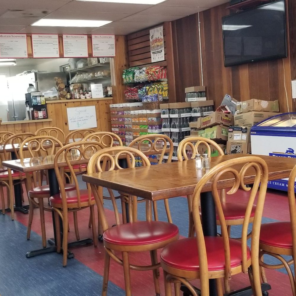 Berge's - Classic low key dining area. Very friendly. - Delis Near Me - La Canada Flintridge, California Berge's - Classic low key dining area. Very friendly. - Delis Near Me - La Canada Flintridge, California