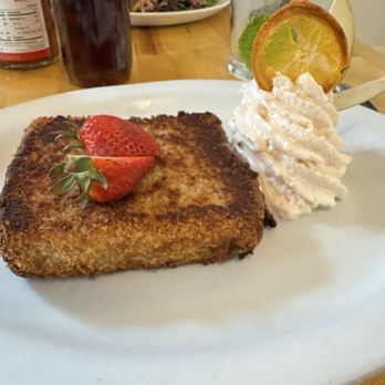 Over Easy - Cinnamon toast French toast - Breakfast & Brunch Near Me - Kailua, Hawaii Over Easy - Cinnamon toast French toast - Breakfast & Brunch Near Me - Kailua, Hawaii