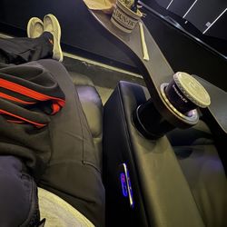 Megaplex Downtown Daybreak - Luxury seats
