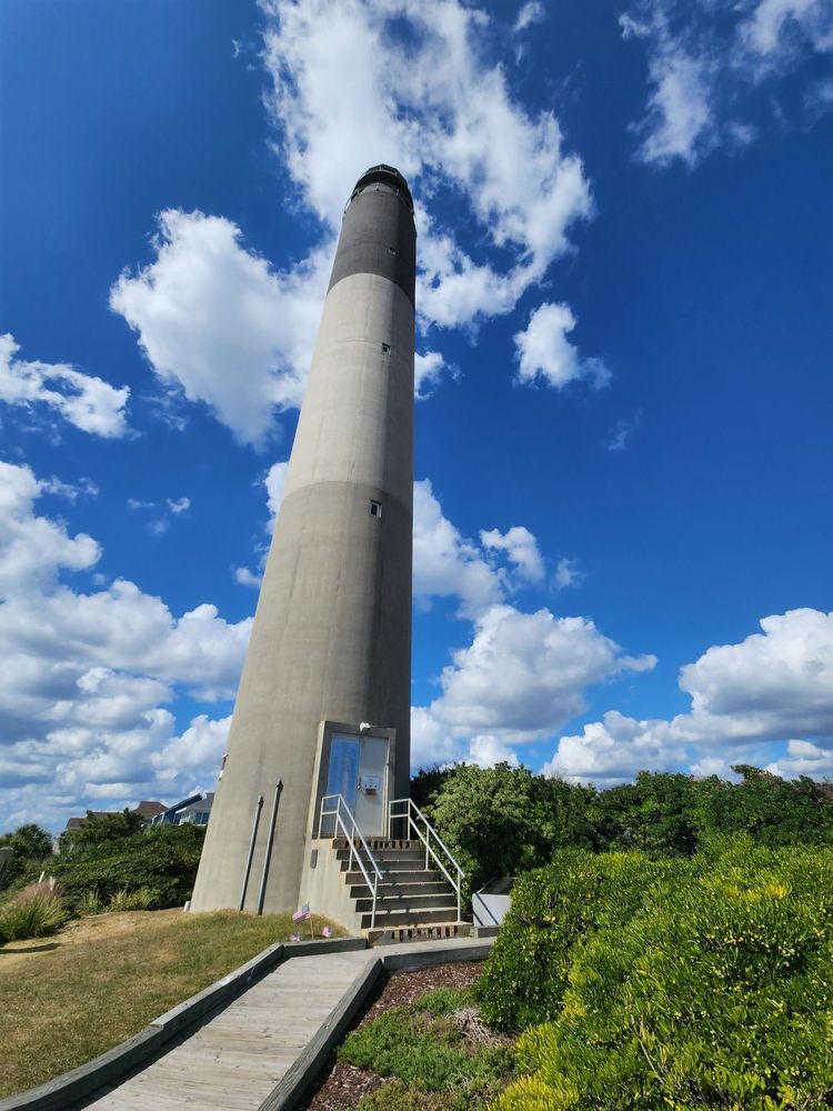Oak Island Lighthouse Image