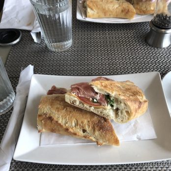 Baretto Caffe - Cafes Near Me - Toronto, Ontario
