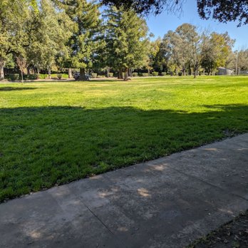 Partners Dog Park - Dog Parks Near Me - Sacramento, California