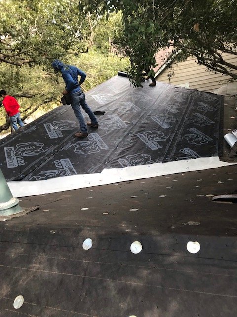 Slide of Navarro Roofing