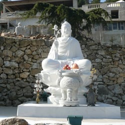 Pagode Chua Truc Lam - Statue dans le jardin de la pagode