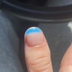Glamour Nails & Spa - These pics were taken immediately after getting in my car.