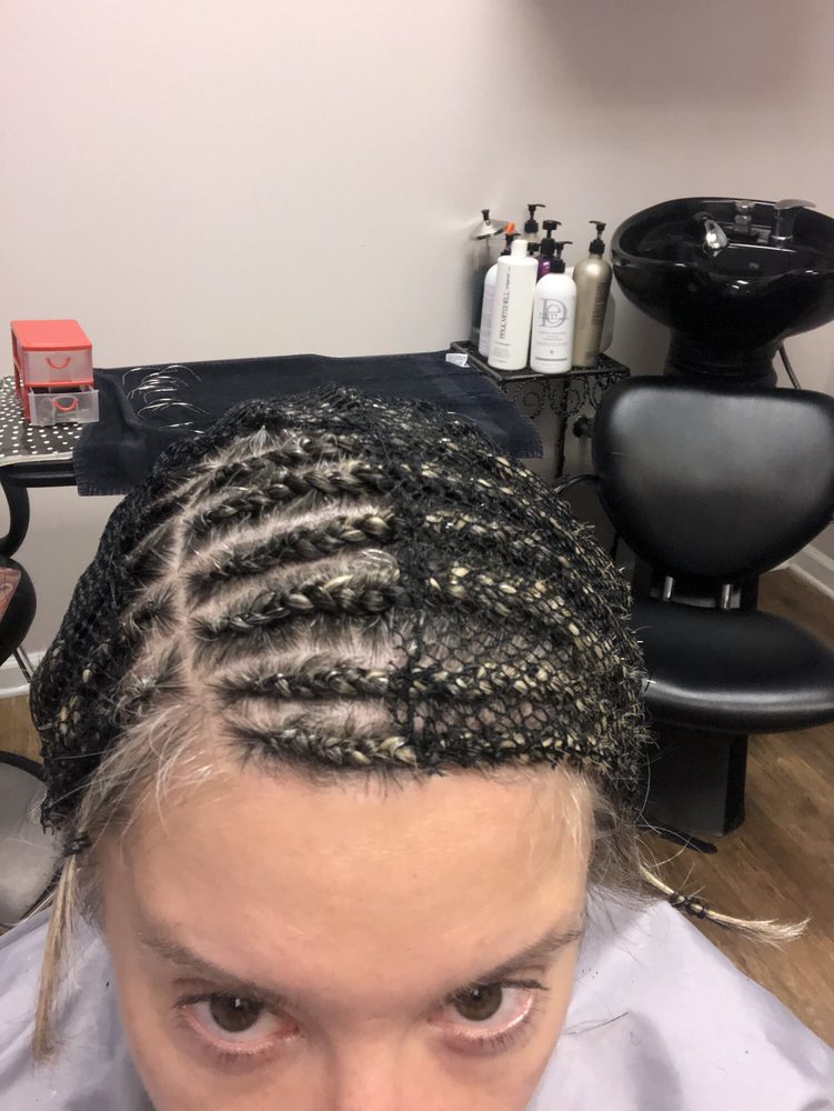 PRETTY MESS SALON & EXTENSIONS Updated May 2024 25 Photos 3102