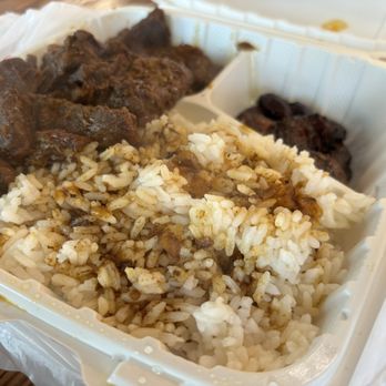 One Love Jamaica - BBQ Beef - Caribbean Near Me - Miami Beach, Florida