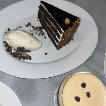 Maple & Ash - Steakhouses Near Me - Chicago, Illinois