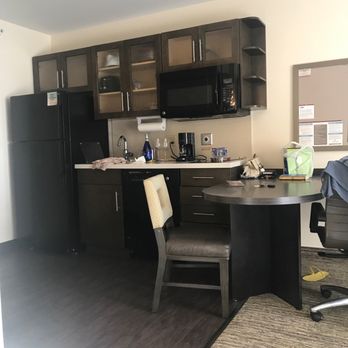 Candlewood Suites Sioux Falls - Queen suite. Great deal. - Venues & Event Spaces Near Me - Sioux Falls, South Dakota