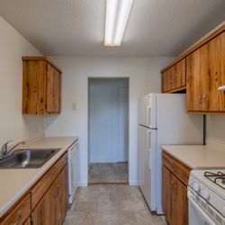 Boulder Park Apartments