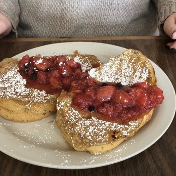 Borderline Cafe - Stuffed French toast - Breakfast & Brunch Near Me - Lakewood, Ohio