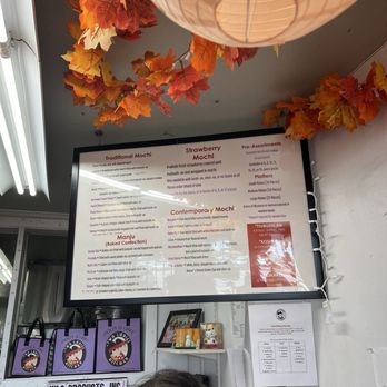 Two Ladies Kitchen - Bakeries Near Me - Hilo, Hawaii
