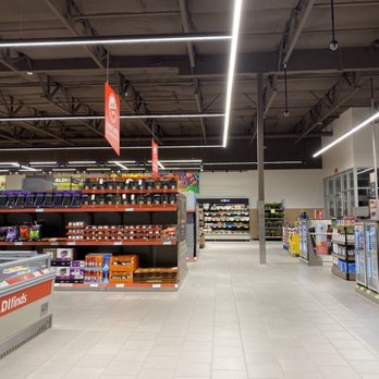 ALDI - Inside - Grocery Near Me - Clovis, California