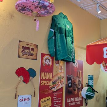 Banh Mi Nana - Decor - Sandwiches Near Me - Markham, Ontario