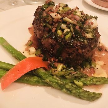 Dal Rae Restaurant - Steakhouses Near Me - Pico Rivera, California