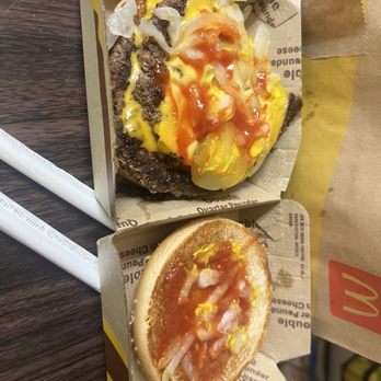 McDonald's - Quarter Pounder with Cheese - Fast Food Near Me - San Buenaventura, California McDonald's - Quarter Pounder with Cheese - Fast Food Near Me - San Buenaventura, California