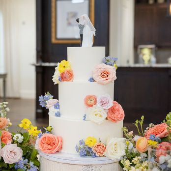 Sugar Shaker Bakery - Desserts Near Me - Austin, Texas Sugar Shaker Bakery - Desserts Near Me - Austin, Texas