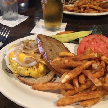 Harper's Table - Patty Melt - Burgers Near Me - Annandale, New Jersey Harper's Table - Patty Melt - Burgers Near Me - Annandale, New Jersey