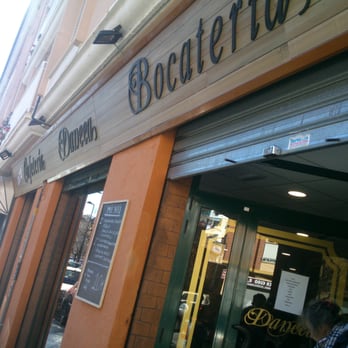 Daneea Bocatería - Cafeteria Near Me - Sagunto, V