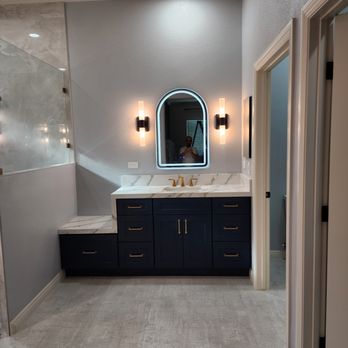 Jerezee Construction - Vanity with a small seat - General Contractors Near Me - Las Vegas, Nevada
