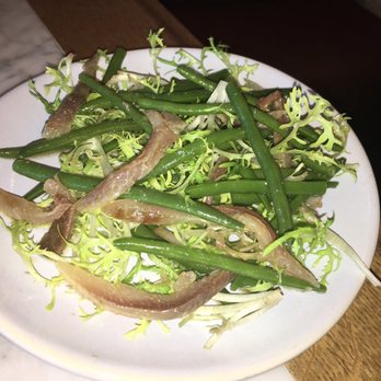 Wright Brothers - Battersea - Beans sardines frisée - Seafood Near Me - London, XGL Wright Brothers - Battersea - Beans sardines frisée - Seafood Near Me - London, XGL