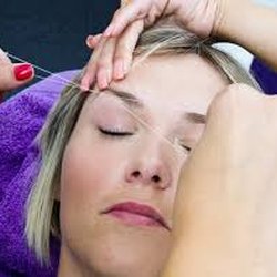 Thread Eyebrow Artist Salon