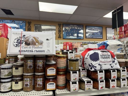 Italia Deli & Bakery by null