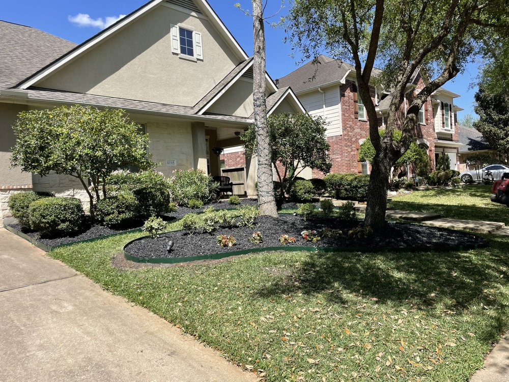 SOUTHERN TEXAS LAWN SERVICES Updated September 2024 Request a Quote