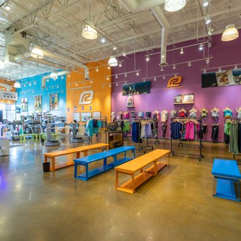 Road Runner Sports - Sports Wear Near Me - Lone Tree, Colorado Road Runner Sports - Sports Wear Near Me - Lone Tree, Colorado
