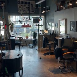 Salon in the city - Booth space available