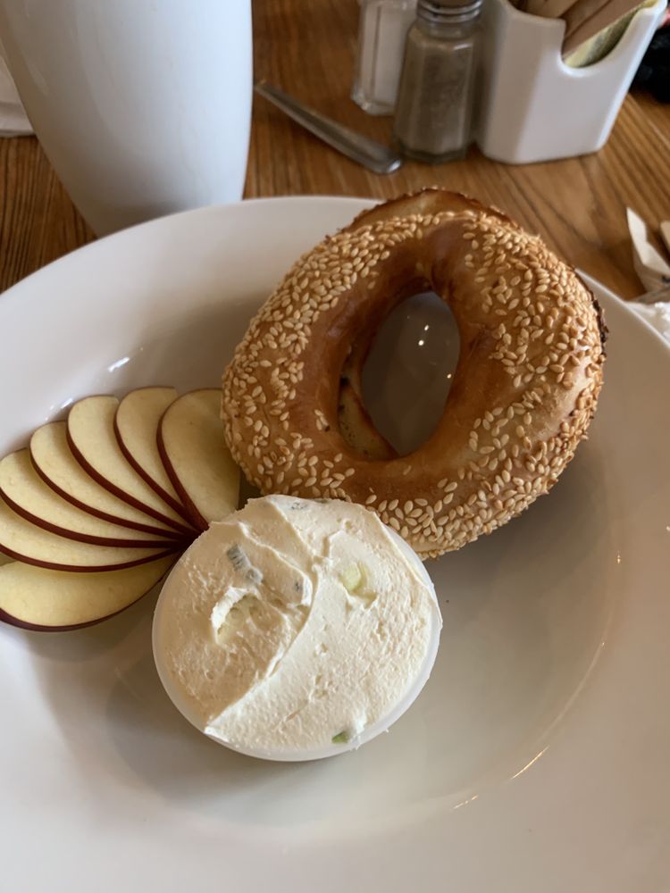 BAGEL STEROSE Updated September 2024 26 photos & 14 avis 196