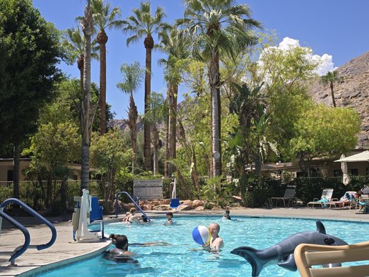 Palm Springs Tennis Club by null