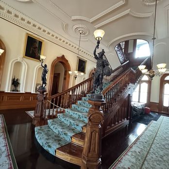 Iolani Palace - Museums Near Me - Honolulu, Hawaii Iolani Palace - Museums Near Me - Honolulu, Hawaii