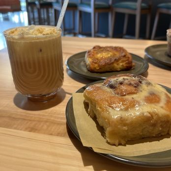 Luminescent - Coffee & Tea Near Me - Orlando, Florida