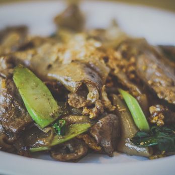 D E Thai Kitchen - Downtown - Thai Near Me - Las Vegas, Nevada