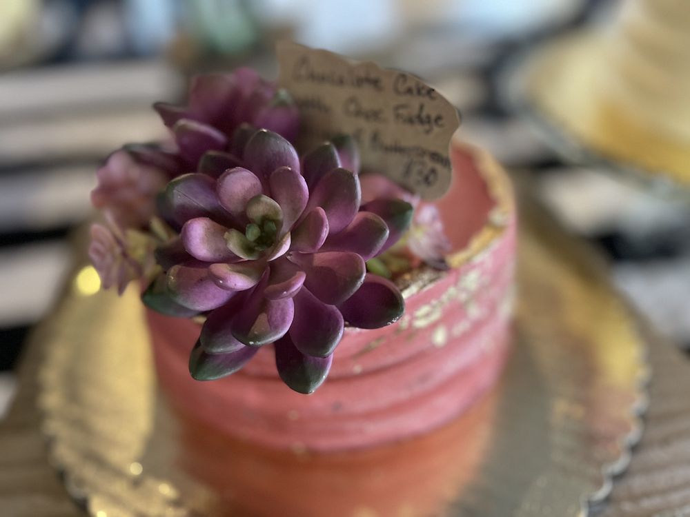 MIX BAKERY 125 Photos & 103 Reviews 1110 W 16th St, Merced