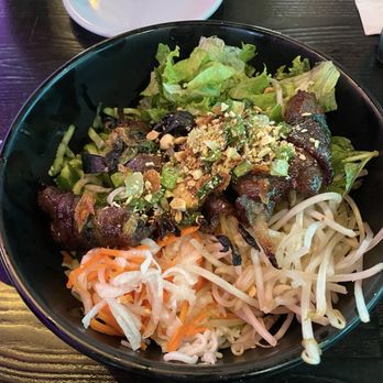 Saigon Blvd - Grilled Beef Roll bowl - super yum! - Vietnamese Near Me - Cupertino, California